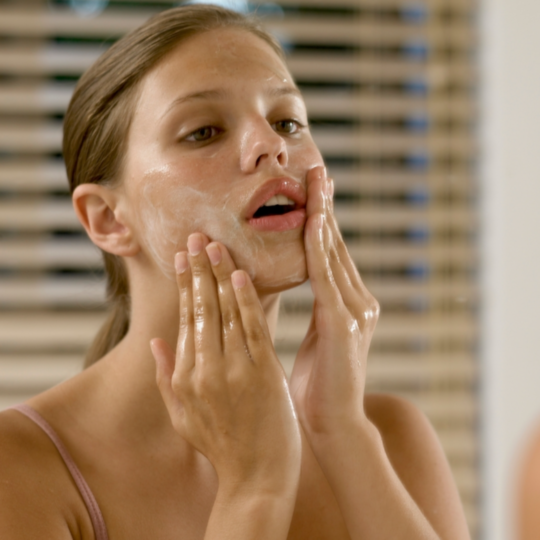 Fehérítő testradír